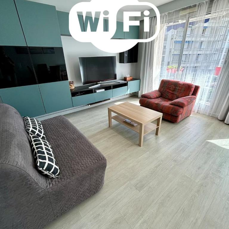 2 Bedrooms, Secure residence, Parking! - Appartement 2 Chambres - 1