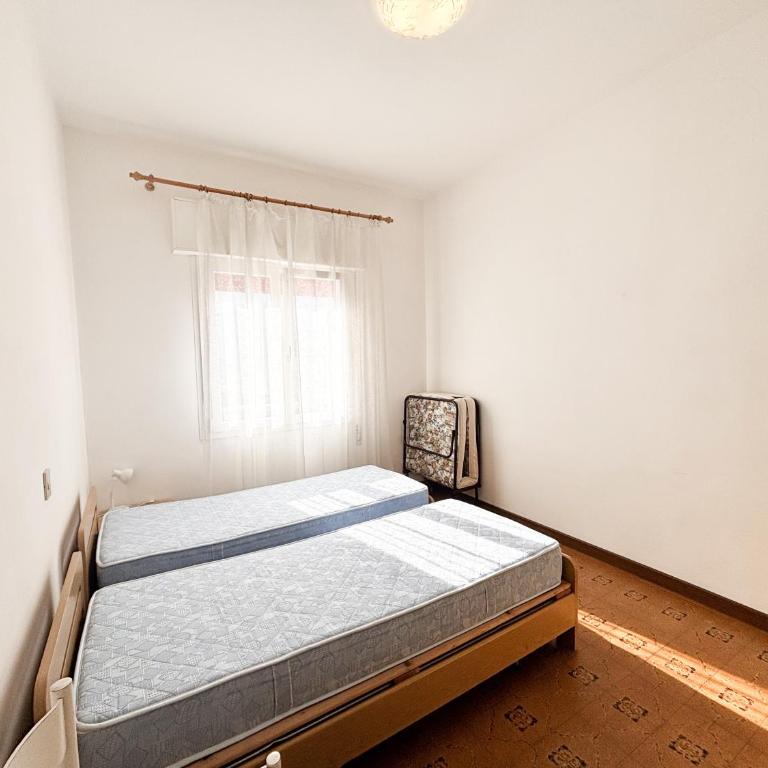 Due Camere, Vicino al Mare - VILLA BATTOCCHIO - Casa con 2 Camere da Letto - 4