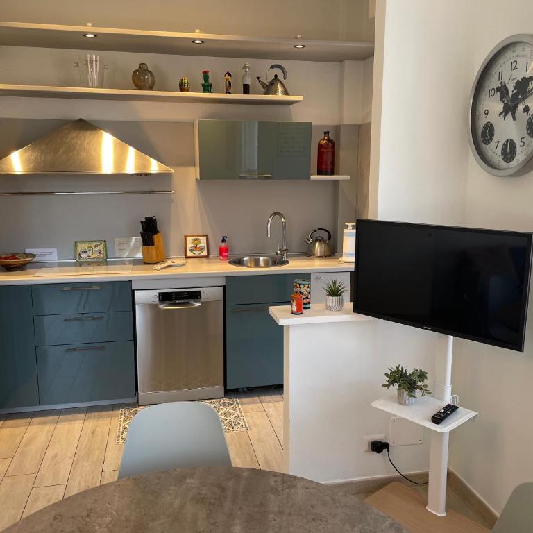 Caprice 2.0 - Two-Bedroom Apartment with Lake View - 3