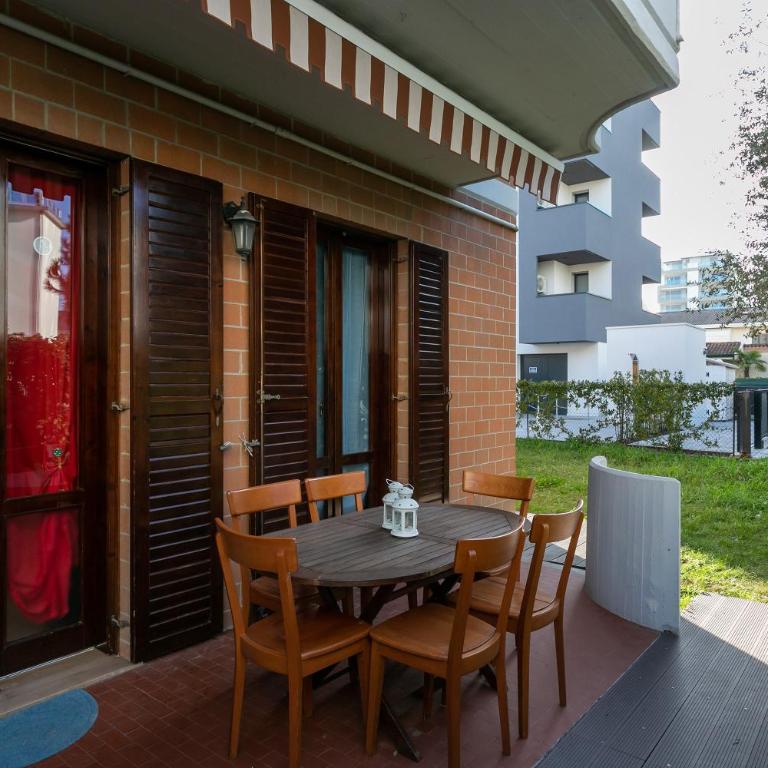 Condominio La Villa - Appartamento con 2 Camere da Letto e Vista Giardino - 6