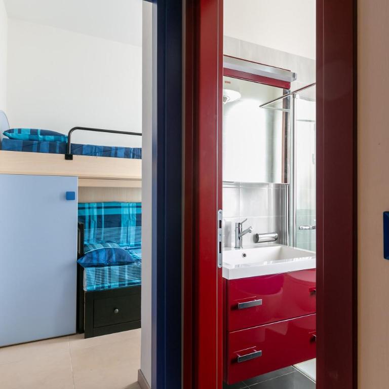 Condominio La Villa - Appartamento con 2 Camere da Letto e Vista Giardino - 18