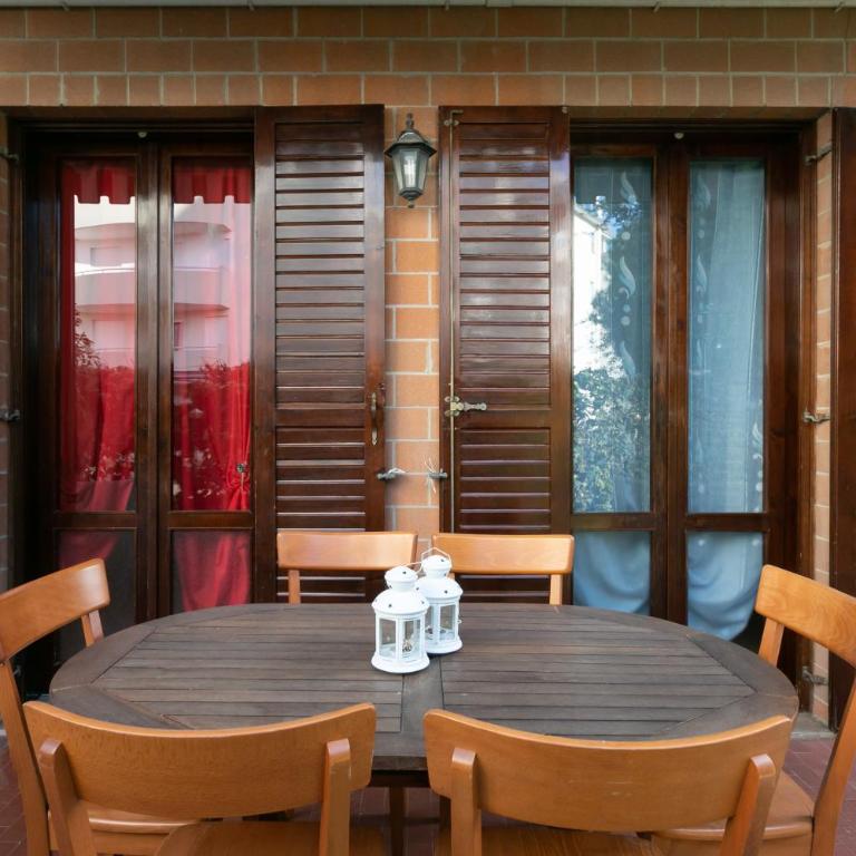 Condominio La Villa - Appartamento con 2 Camere da Letto e Vista Giardino - 7