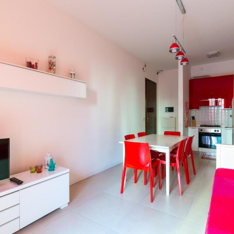 Condominio La Villa - Appartamento con 2 Camere da Letto e Vista Giardino - 2