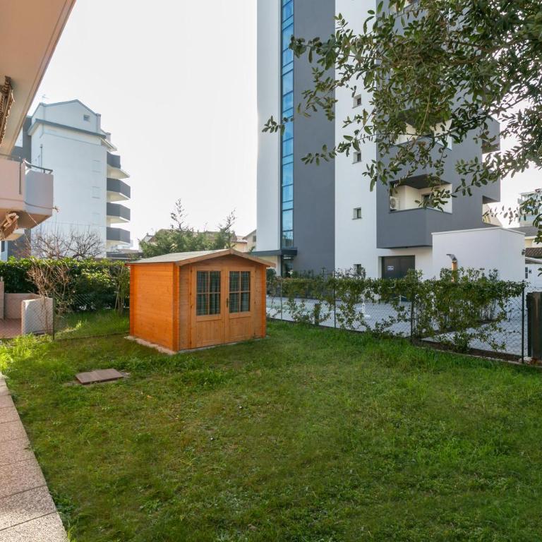 Condominio La Villa - Appartamento con 2 Camere da Letto e Vista Giardino - 8