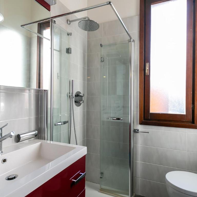 Condominio La Villa - Appartamento con 2 Camere da Letto e Vista Giardino - 21