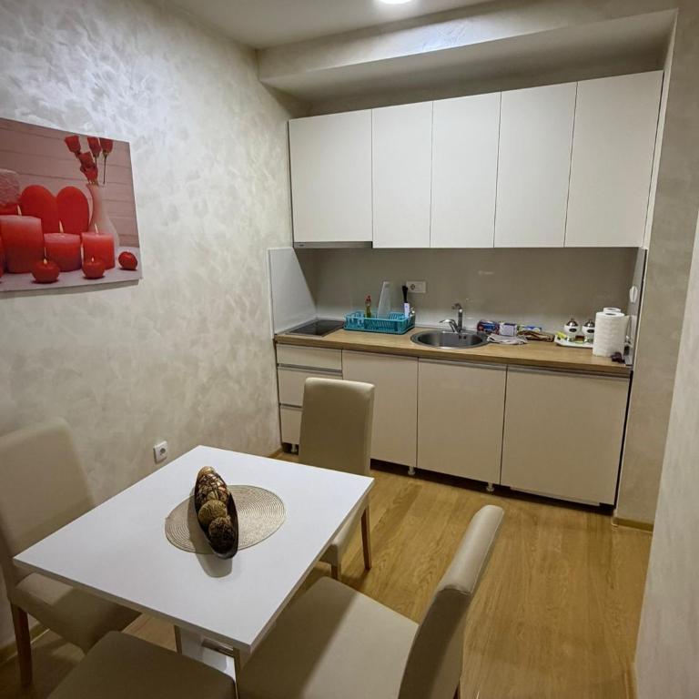 Badi's apartment - One-Bedroom Apartment - 7
