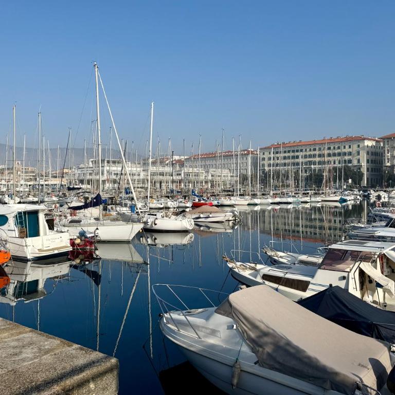 Trionfo Your Home - Piazza Unita' - Appartamento con 1 Camera da Letto - 47