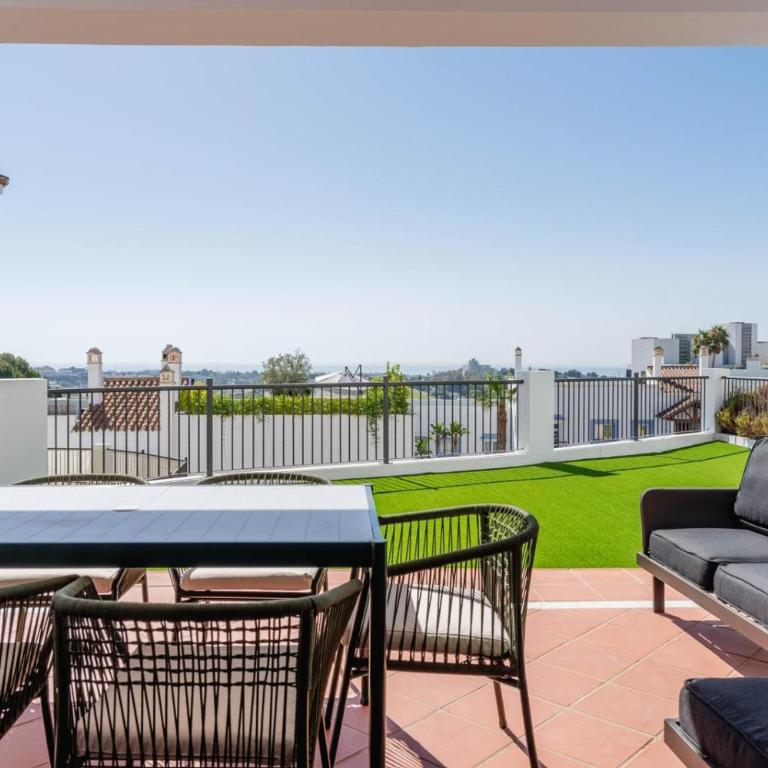 Bella Vista Benahavis - Apartamento de 3 dormitorios con vistas al mar - 2