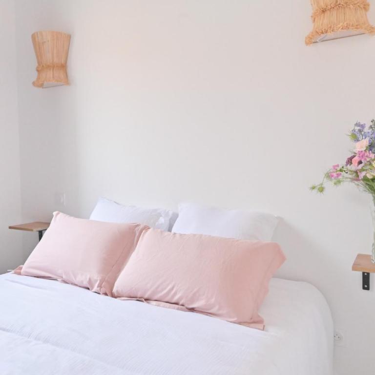 Maison de charme 12 personnes avec 3 suites indépendantes au Mas Conte à Canet en Roussillon - Three-Bedroom Vacation Home - 11