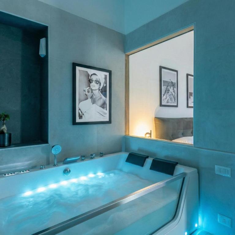 Relais Incantesimo Gracchi - Suite Deluxe con Vasca Idromassaggio - 1