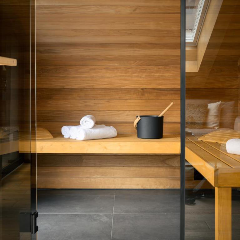 Boutique ChaletS Alpi - Private Sauna & Garden - Chalet House with Sauna & Garden - 11