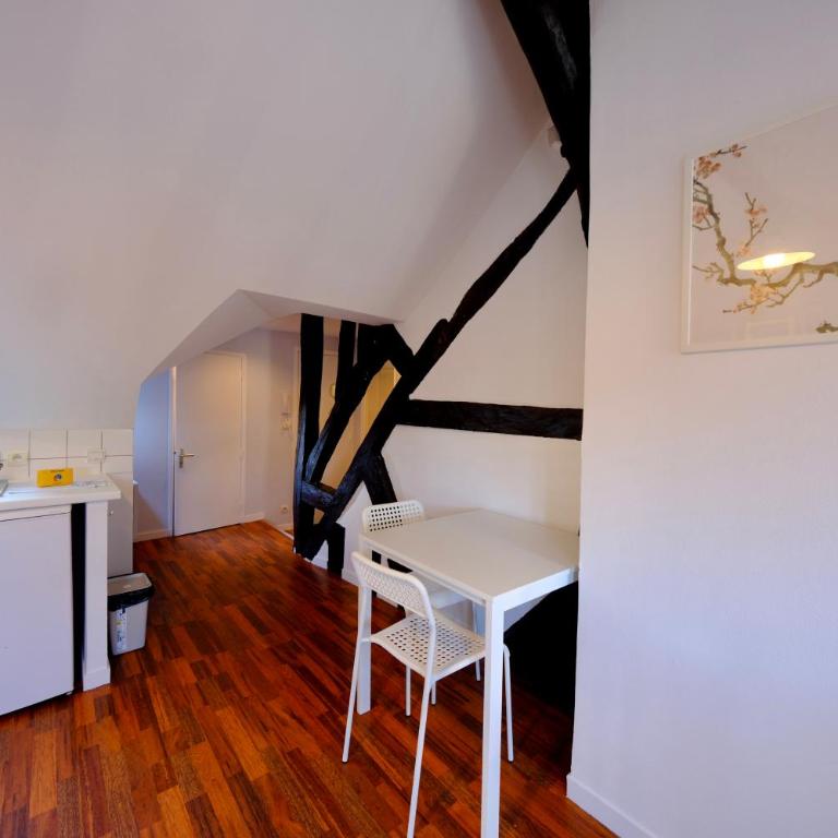 Le toit des Carmes - One-Bedroom Apartment - 7