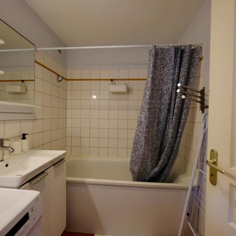 Le toit des Carmes - One-Bedroom Apartment - 30