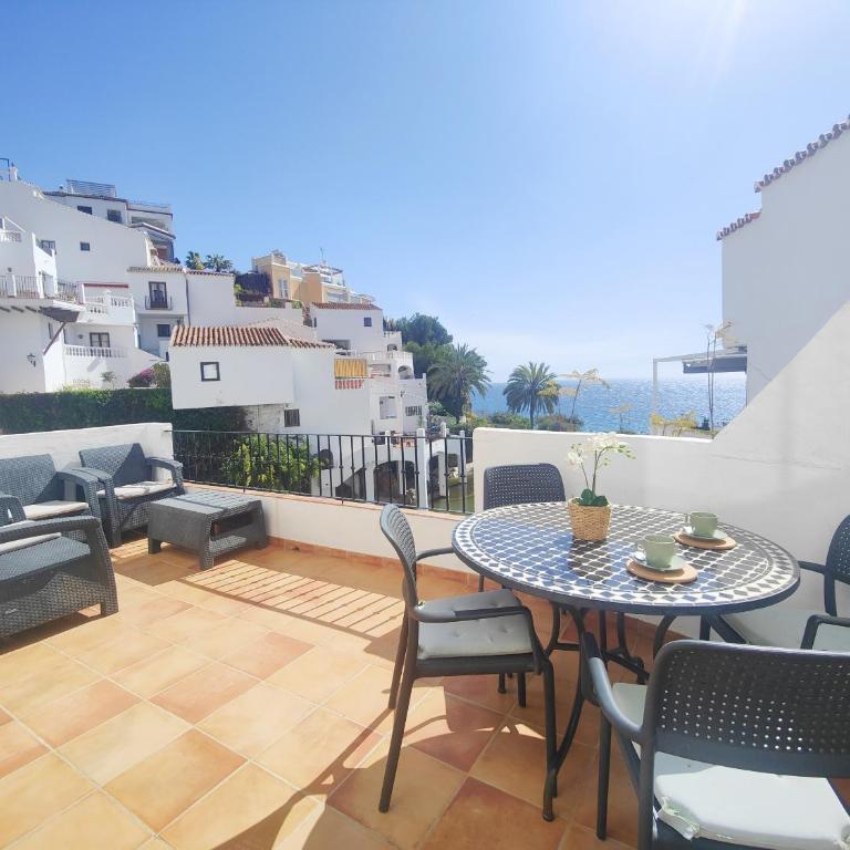 AP231 - Capistrano Playa 611 - Apartamento con vistas al mar - 1