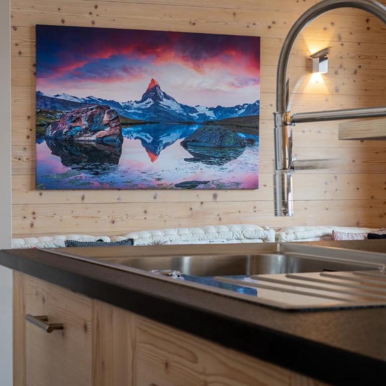 Dixence Resort Luxury Top Floor Apartment with Jacuzzi - Apartment - 8