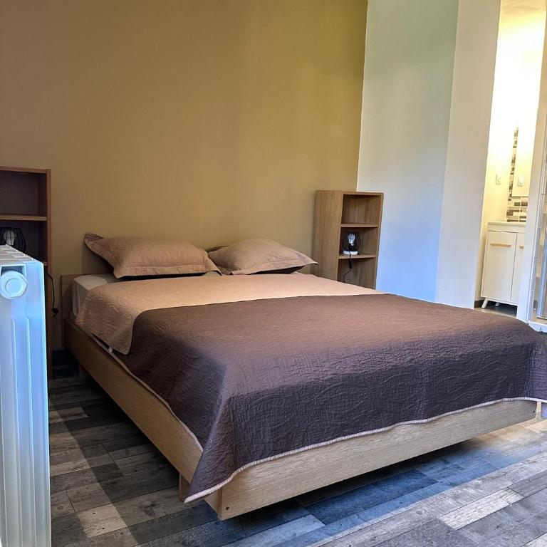 Bienvenue chez Mia Elikya et Junior - Apartamento de 1 dormitorio con vistas - 4
