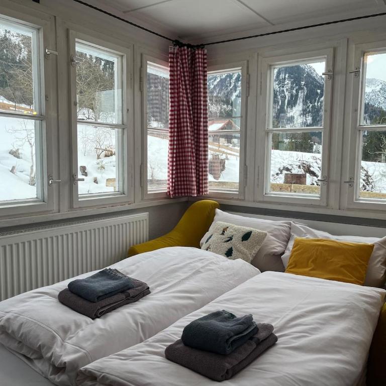 Gemütliche Hütte in der Natur mit herrlicher Aussicht - Ferienhaus - 7