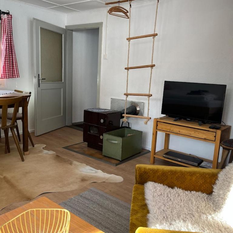 Gemütliche Hütte in der Natur mit herrlicher Aussicht - Ferienhaus - 14
