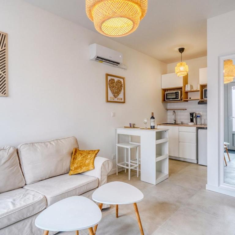 Escapade Romantique & Raffinée à Bordeaux - Appartement 1 Chambre - 1