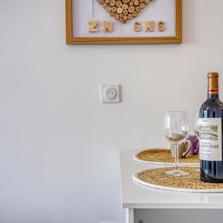 Escapade Romantique & Raffinée à Bordeaux - Appartement 1 Chambre - 4