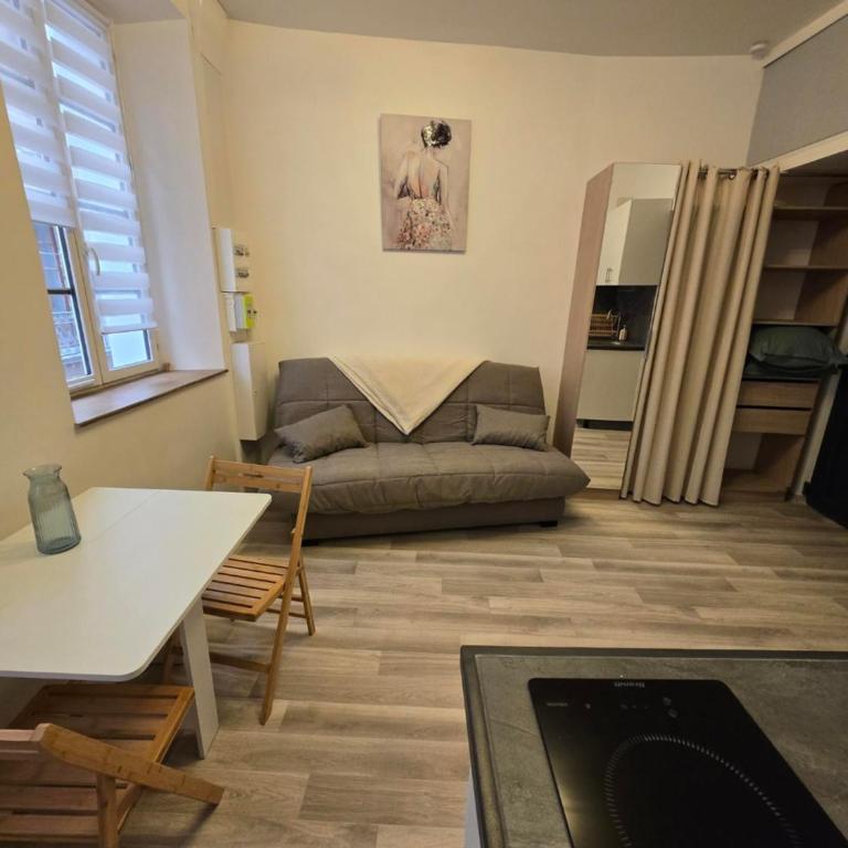 Studio Vacances super équipé - Appartement 1 Chambre - 6