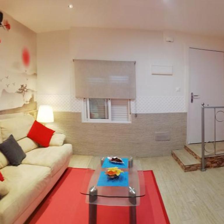 Apartamento Casa Azul en el centro de Los Boliches - Casa de 2 dormitorios - 2