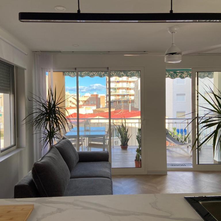 Vivienda Santa Pola a 50 m del mar - Apartamento de 2 dormitorios con terraza - 1