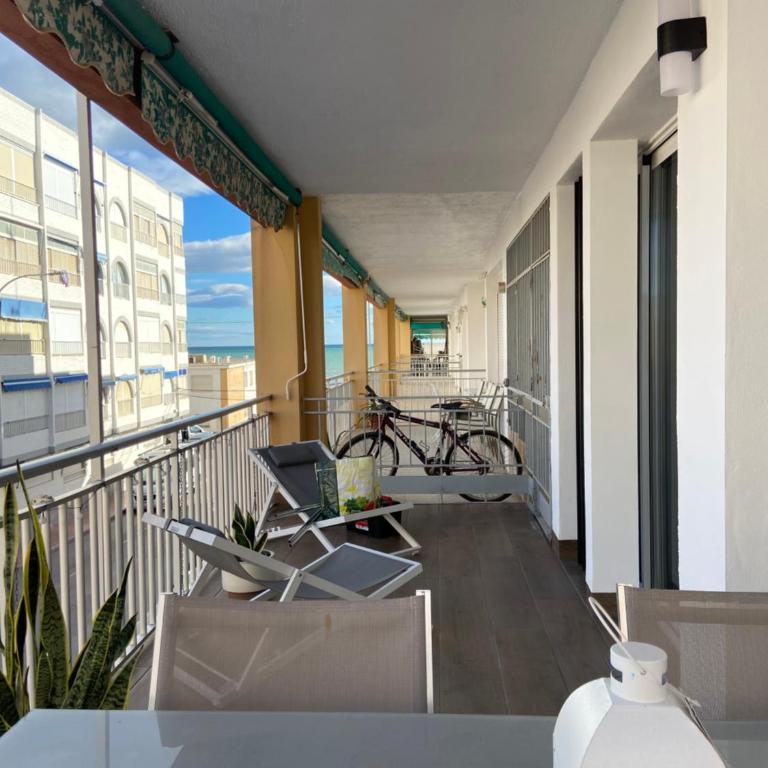 Vivienda Santa Pola a 50 m del mar - Apartamento de 2 dormitorios con terraza - 12