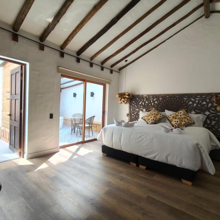 Hotel Boutique El Carmel - Suite con terraza - 2