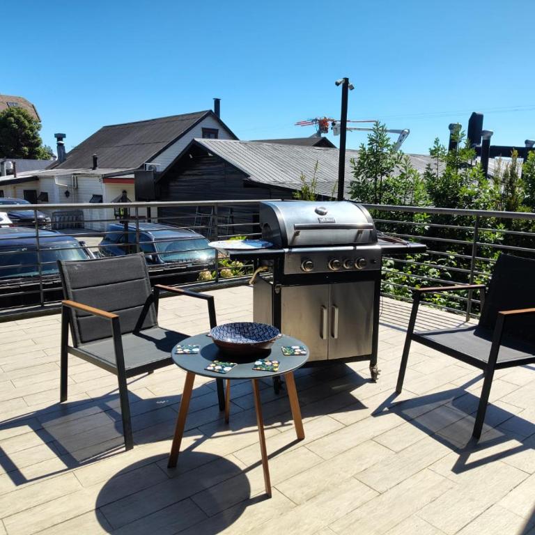 HOM I Piscina temperada, Estacionamiento, Terraza con Parrilla, WiFi, Calefacción central - Apartment - 10