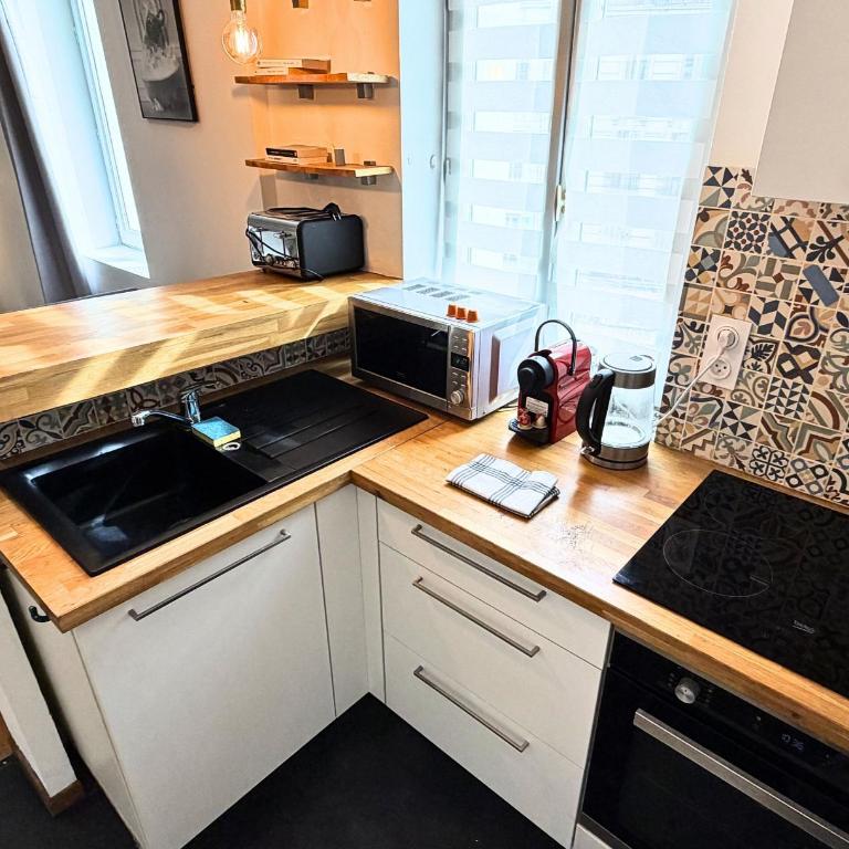 Cosy appartement 4 pers - Rooftop de 40m2 - Centre-ville - Clim - Apartment mit 1 Schlafzimmer - 13