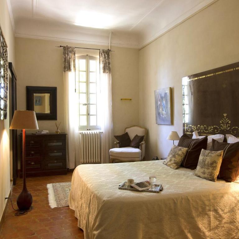 Domaine de Rhodes - 5 Chambres et 7 locations de vacances - Petite Chambre Double - 4