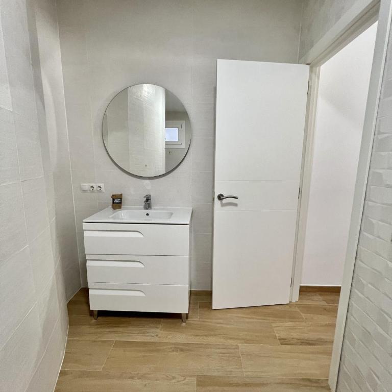 27 - Villa 2 etages avec ascensseur a Nueva Andalucia Marbella - Villa con piscina privada - 49