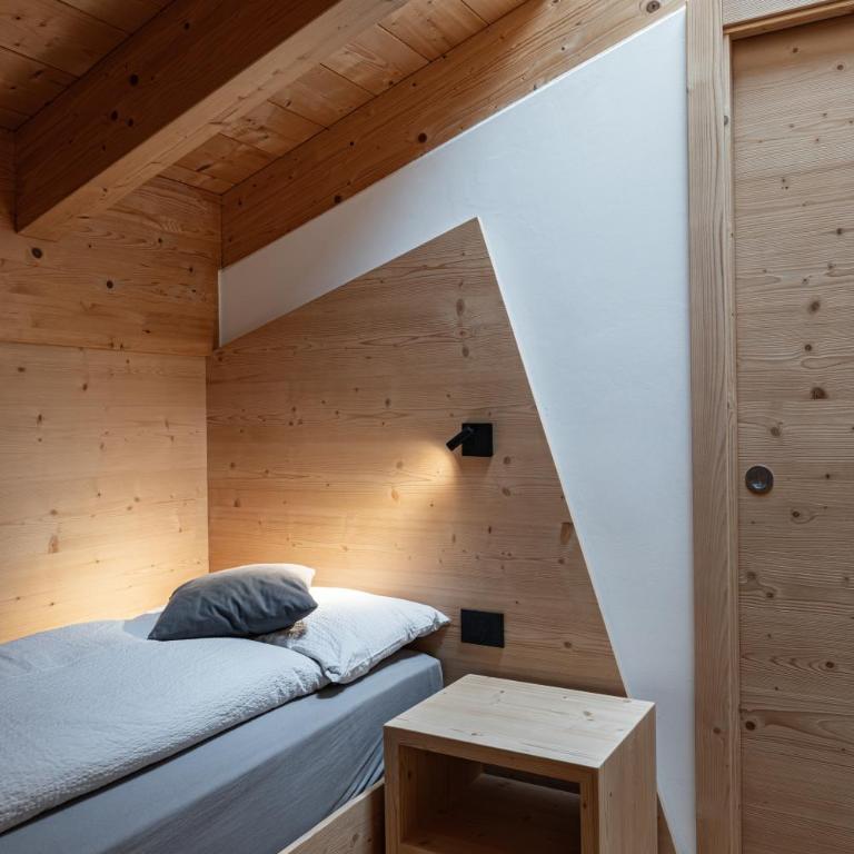 Attico Stella Alpina - Two-Bedroom Apartment - 85