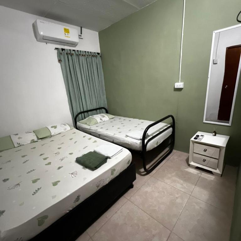 Destiny Cartagena Hostal - Twin Room with Private Bathroom - 2