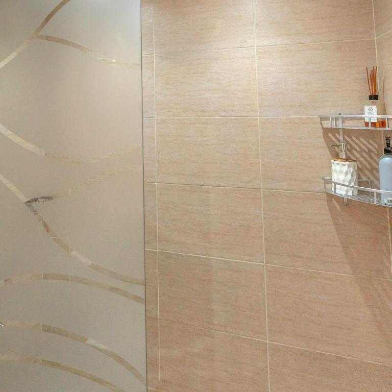 Amplio y luminoso estudio con balcón y parrilla en el centro - Apartamento de 1 dormitorio - 20