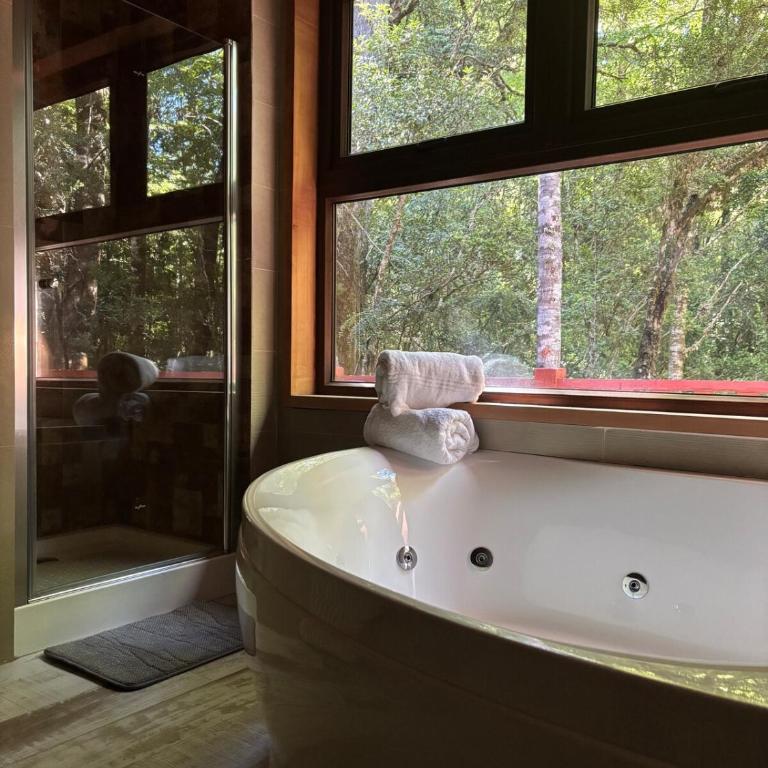 House of the Enchanted Forest - Three-Bedroom House - 24