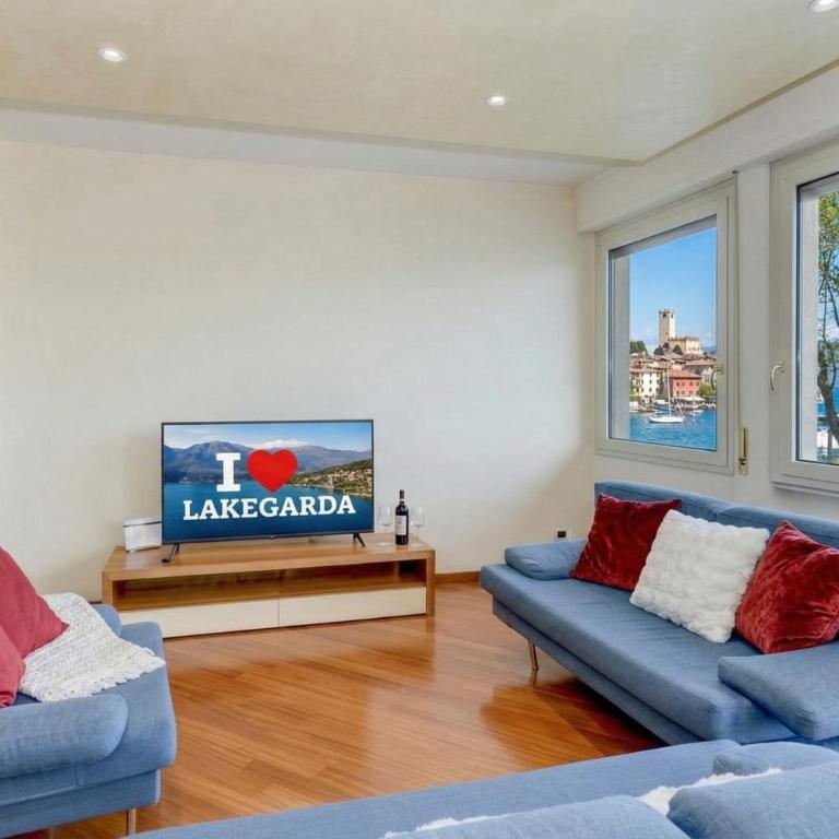 Charming on the Lake Apartment DesenzanoLoft Official Partner Homes & Villas by Marriott Bonvoy - Appartamento con Vista Lago - 11
