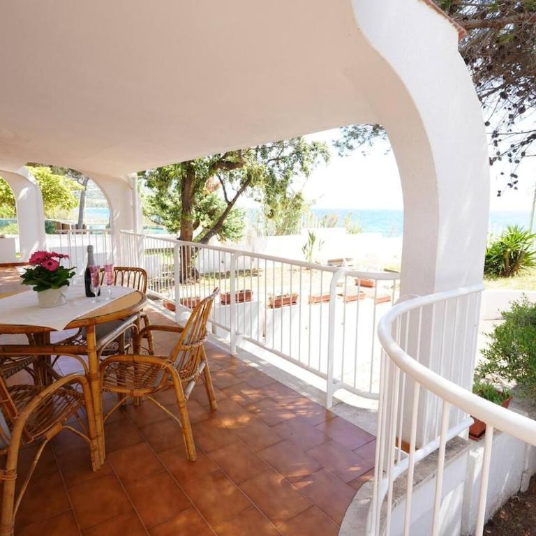 Sea front Villa with beautiful sunsets - Casa con 3 Camere da Letto - 24