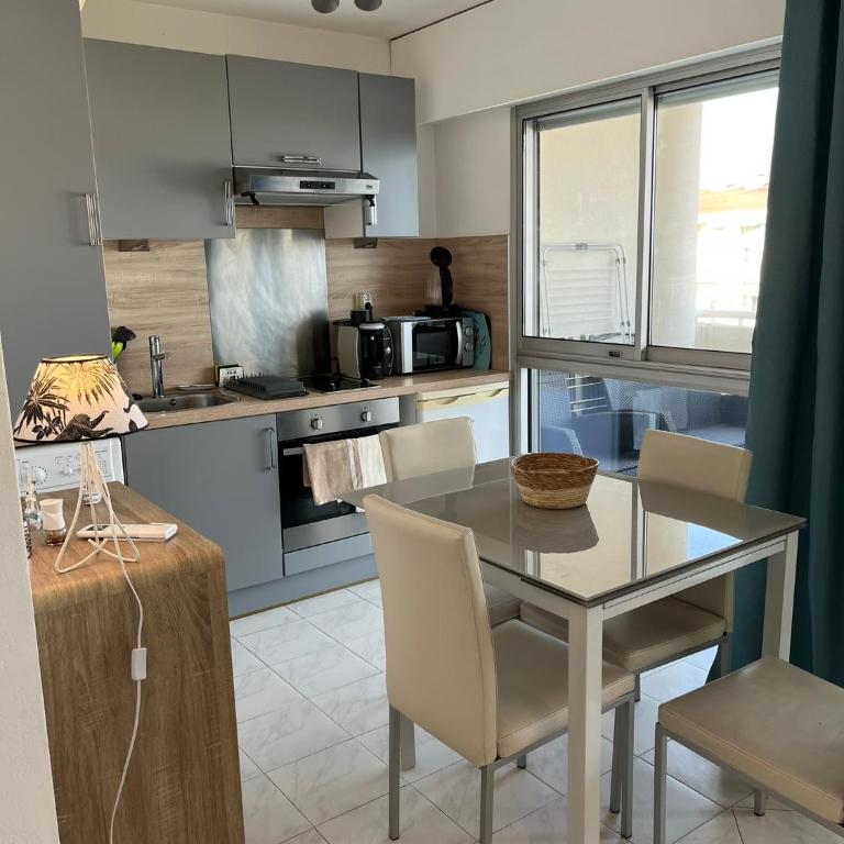 Studio climatisé 3 mn plage du samedi au samedi Antibes juan les pins - Apartment mit 1 Schlafzimmer - 7
