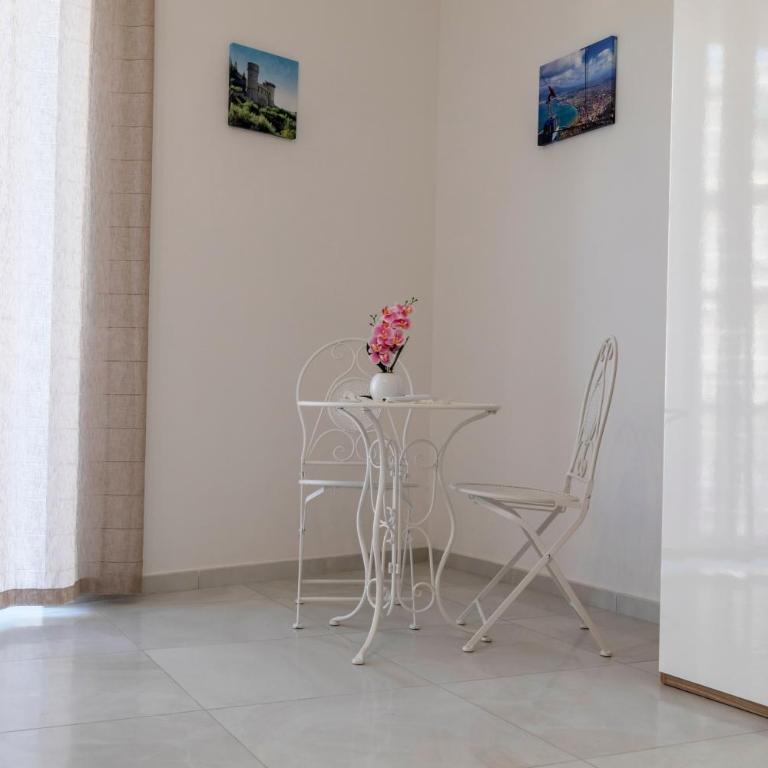 QuiSiSana Top - Camera Matrimoniale con Bagno Privato - 2
