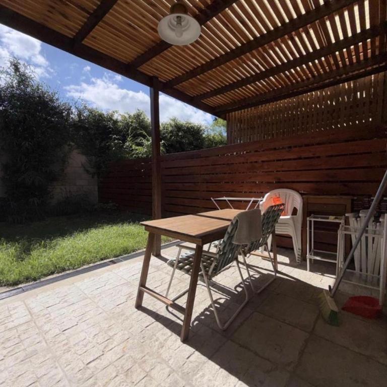 Hermoso apartamento en PB con parrilla propia y piscina - Apartamento de 1 dormitorio - 21