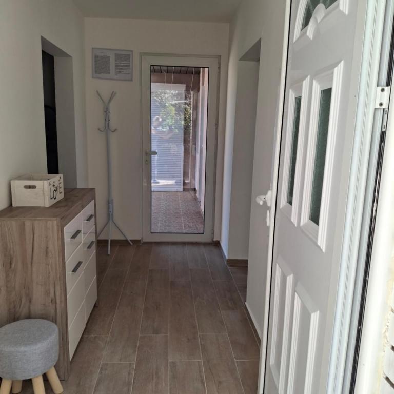 Sofi - Two-Bedroom Apartment with Terrace - 46