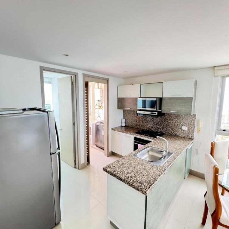 Luxury Ocean View Palmetto Beach Floor 24 2BR - Two-Bedroom Apartment - 8