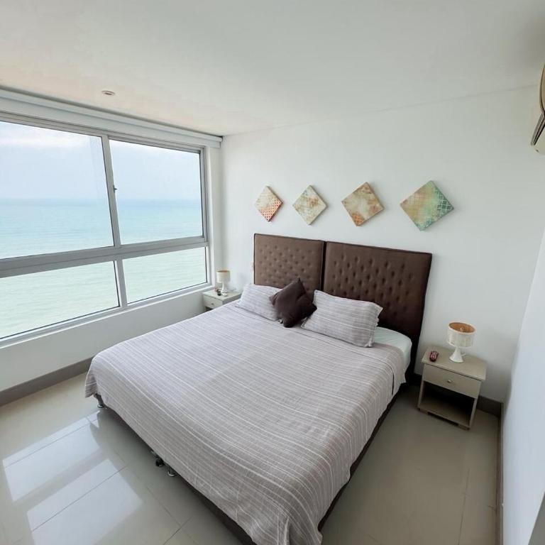 Luxury Ocean View Palmetto Beach Floor 24 2BR - Two-Bedroom Apartment - 27
