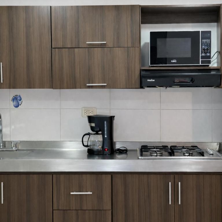 Ivanna Hotel & Apartments Laureles Estadio - Apartamento Deluxe de 3 dormitorios - 10
