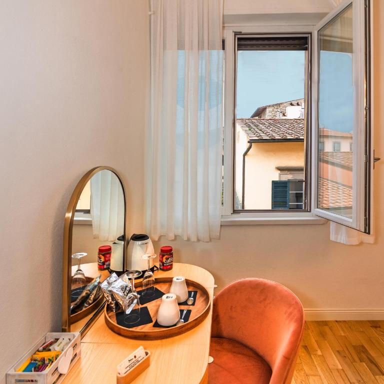 RELAIS DELL'USSERO Pisa centro - Camera Matrimoniale con Bagno Privato - 14