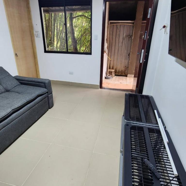 Pilarica Gardens - Habitación Doble Estándar con vistas al jardín - 2 camas - 10