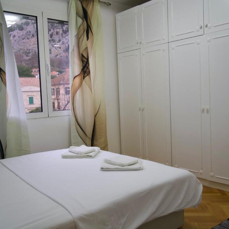 3 Bedroom Aparment - Old Town View - Three-Bedroom Apartment - 13