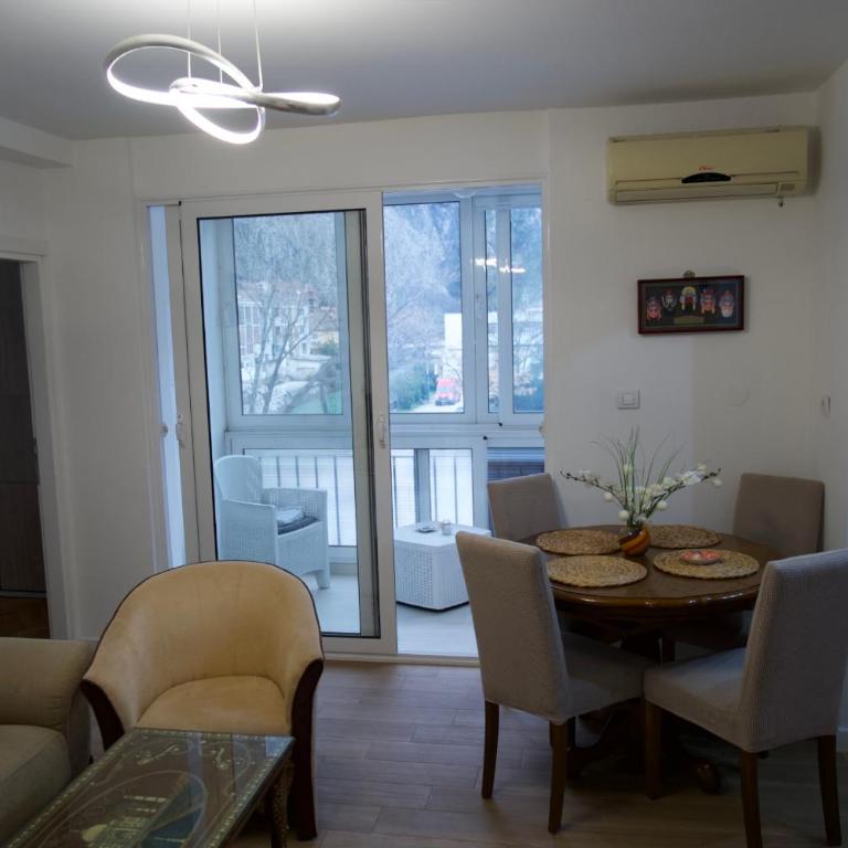 3 Bedroom Aparment - Old Town View - Three-Bedroom Apartment - 22